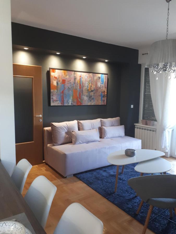 Apartman Diva Тузла Екстериор снимка