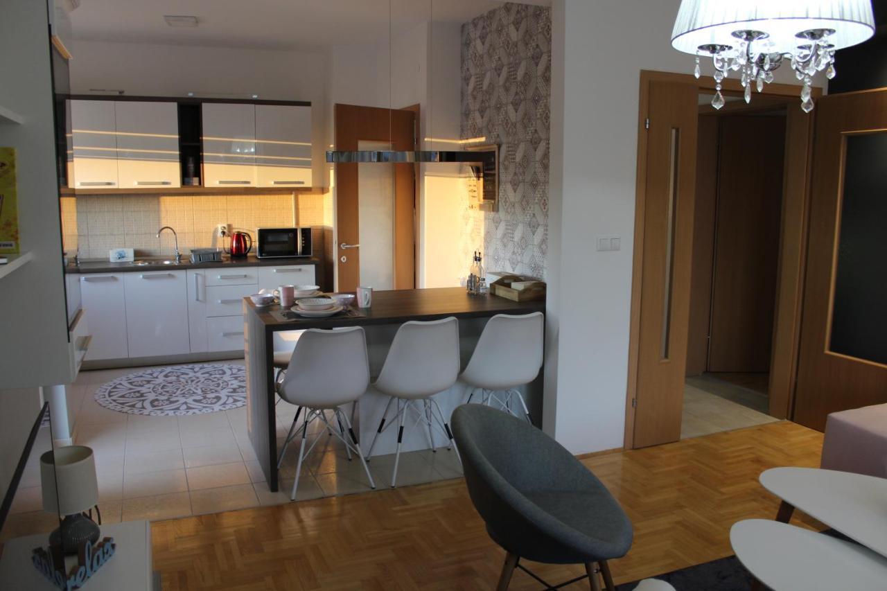 Apartman Diva Тузла Екстериор снимка