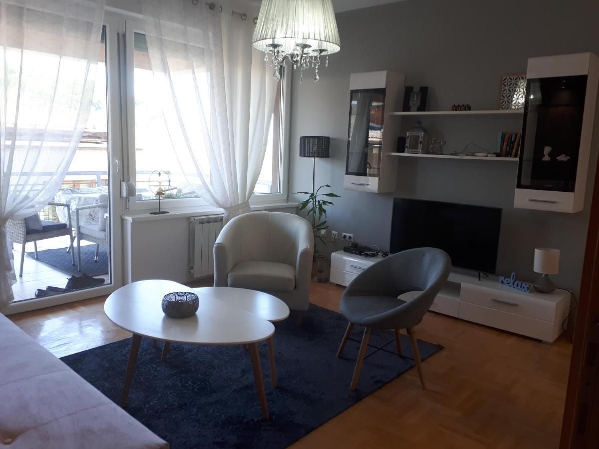 Apartman Diva Тузла Екстериор снимка