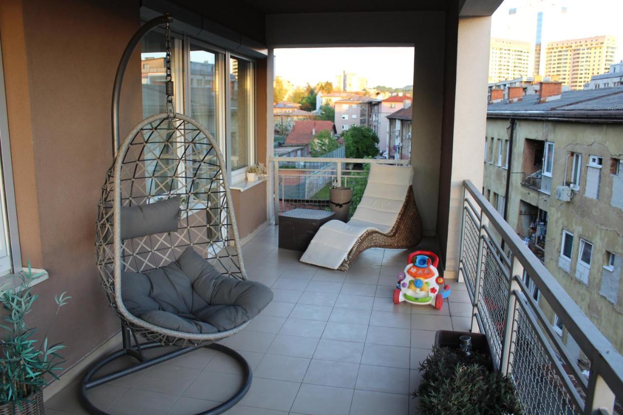 Apartman Diva Тузла Екстериор снимка