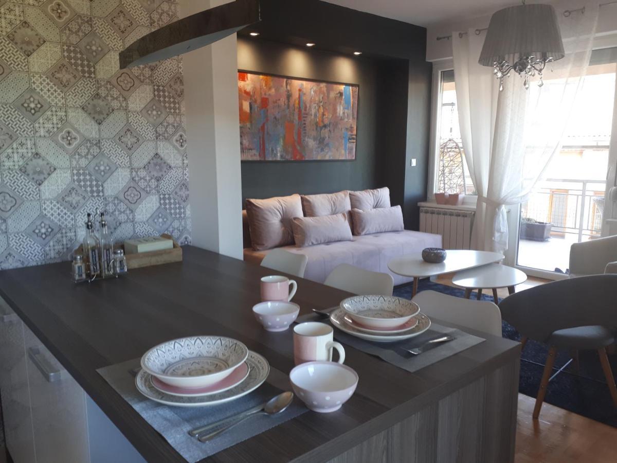 Apartman Diva Тузла Екстериор снимка