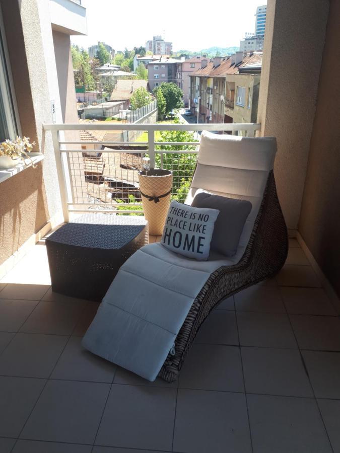 Apartman Diva Тузла Екстериор снимка